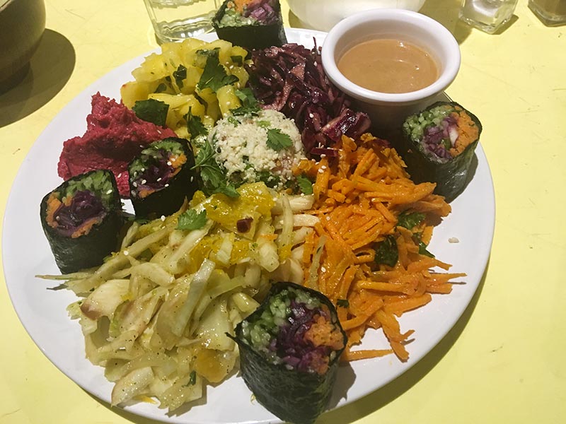 Restaurant veg Rastafari Paris - Yin et Ylang